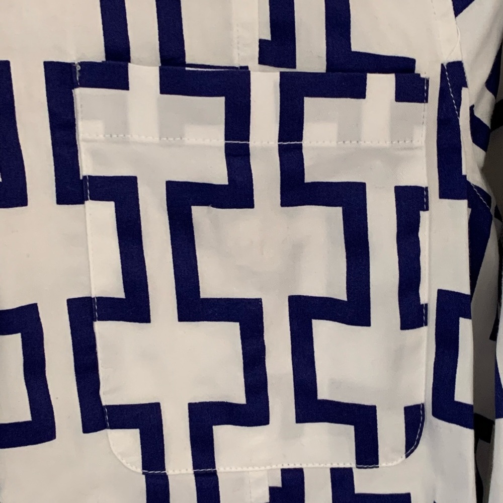 Tizzie Geometrical Print Button Down Top - Picture 10 of 10